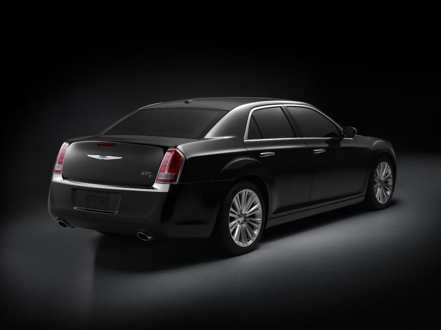  Chrysler 300C 2011 года  (фото 20 из 83)